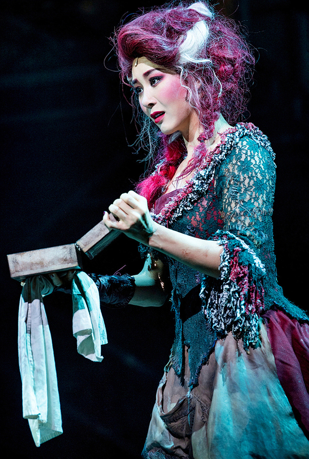 [스위니토드] 공연사진_옥주현(제공.오디컴퍼니(주)).jpg