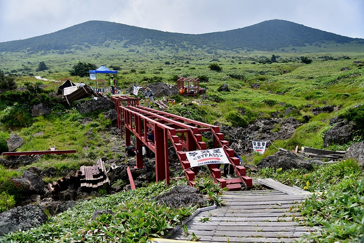 어리목탐방로 공사중 DSC_6276.jpg