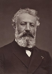 220px-Jules_Verne_by_%C3%89tienne_Carjat.jpg