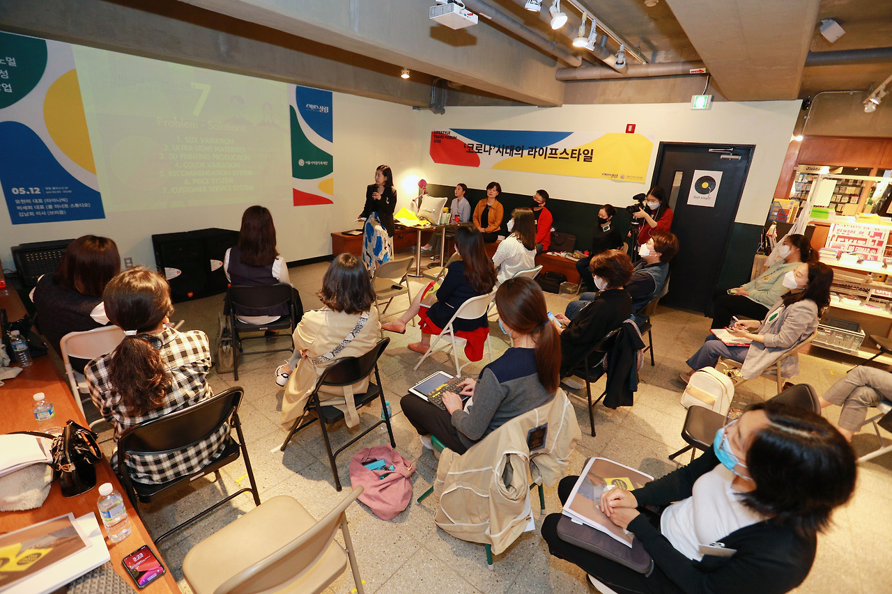 브리즘 전체샷.jpg