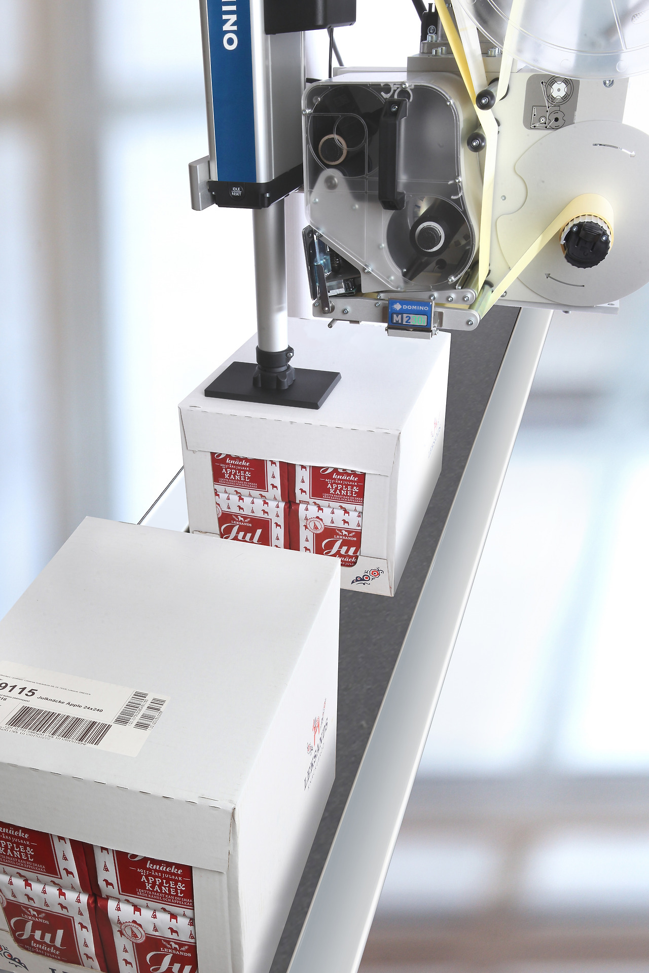 M230i-T4 Labelling box of hard bread.jpg