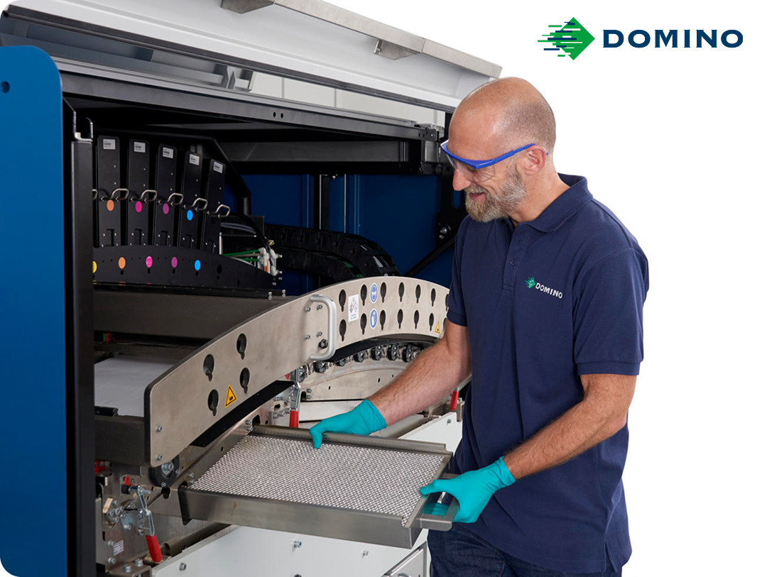 DP-N730i -press-Engineer with Waste Tray.jpg