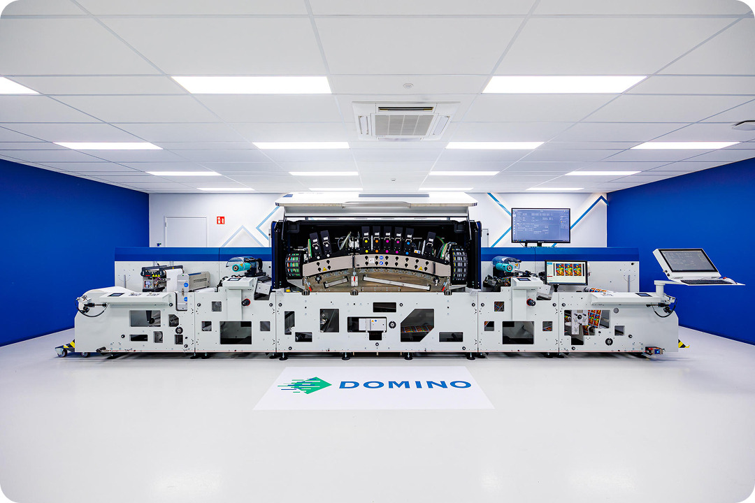 N730i door open front on 1.jpg