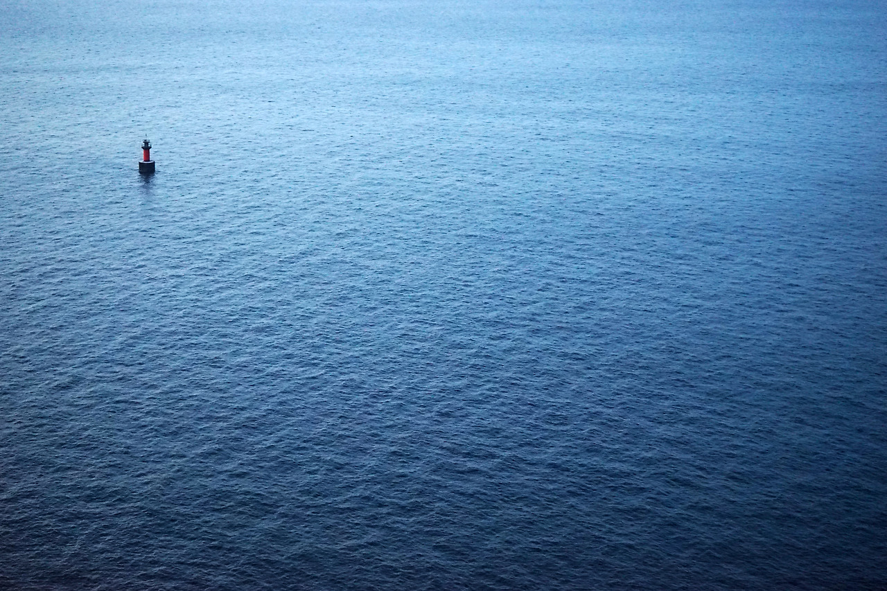 추자도 짙은 바다.jpg