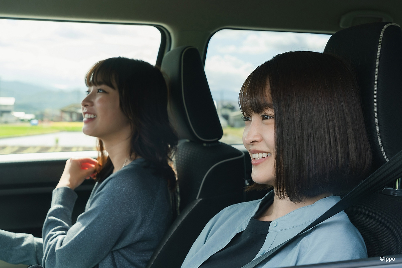 5_JS_Traveling Alone.jpg