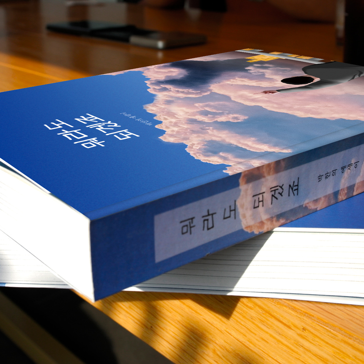 목업사진 카페 옆면 용량작음.jpg