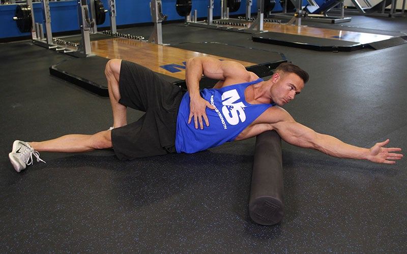 foam-rolling-lats.jpg