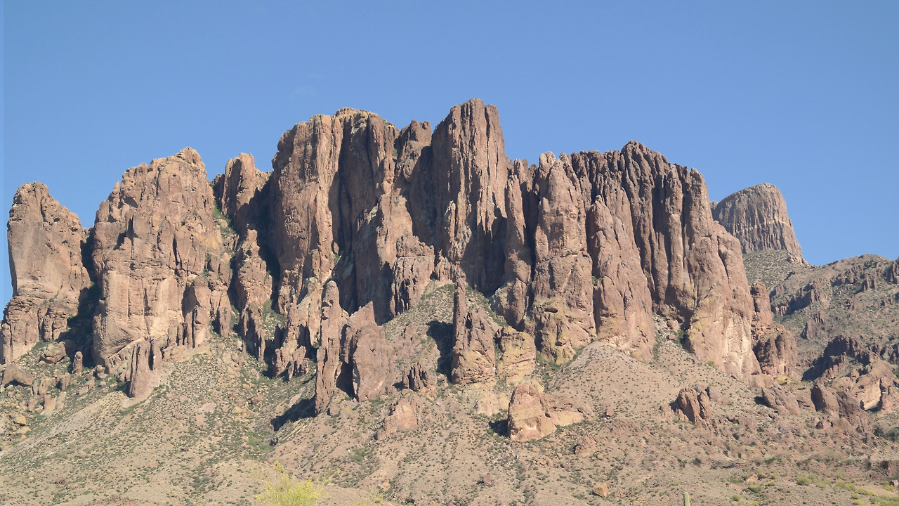 Superstition Mountains 2.jpg