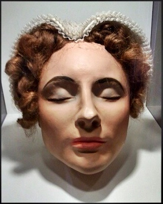 2. 스코틀랜드 제드버러에 있는 Mary Queen of Scots House 박물관에 소장 중인 메리 여왈릐 데스 마스크.jpg