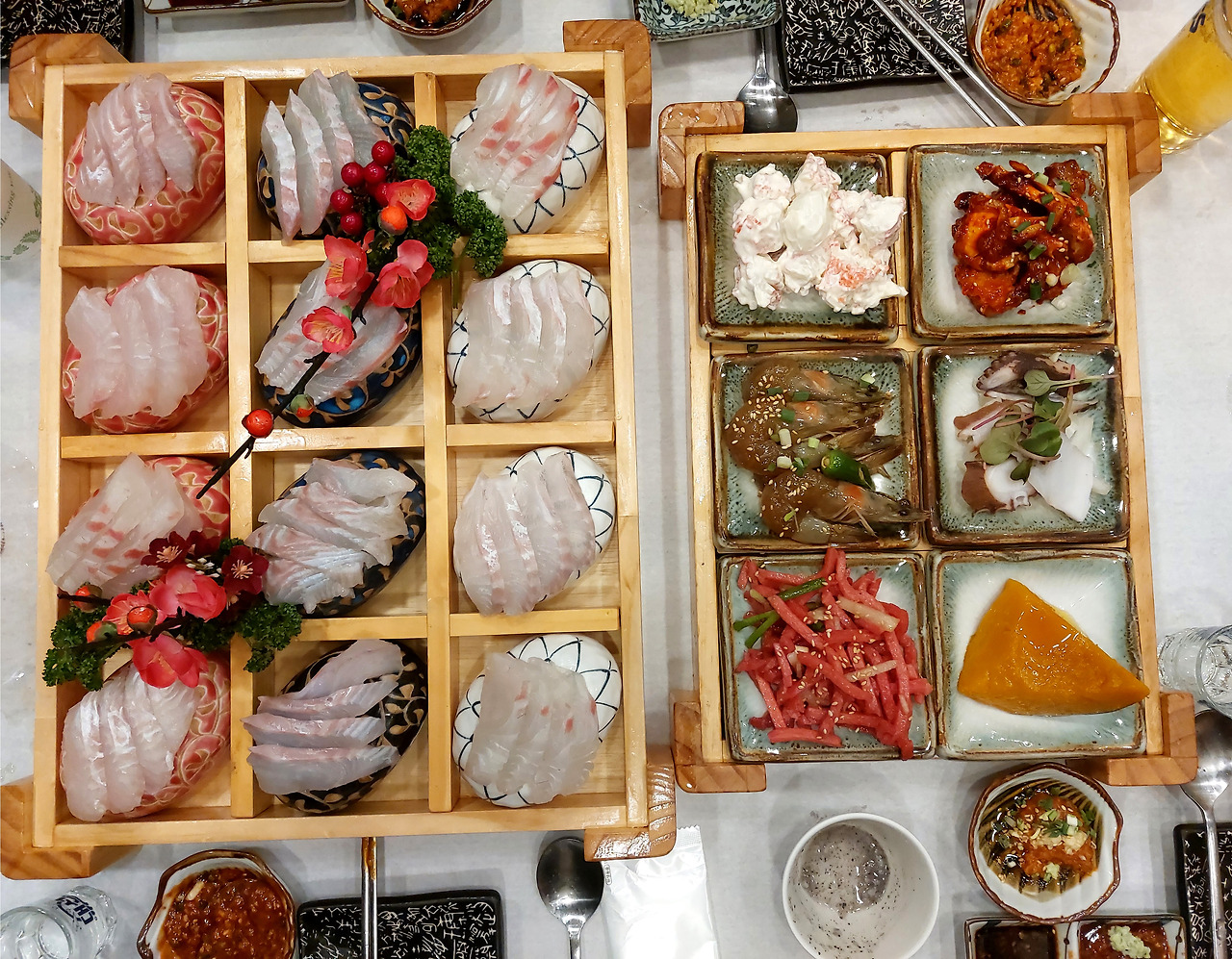 산해횟집 모둠회 (2).jpg