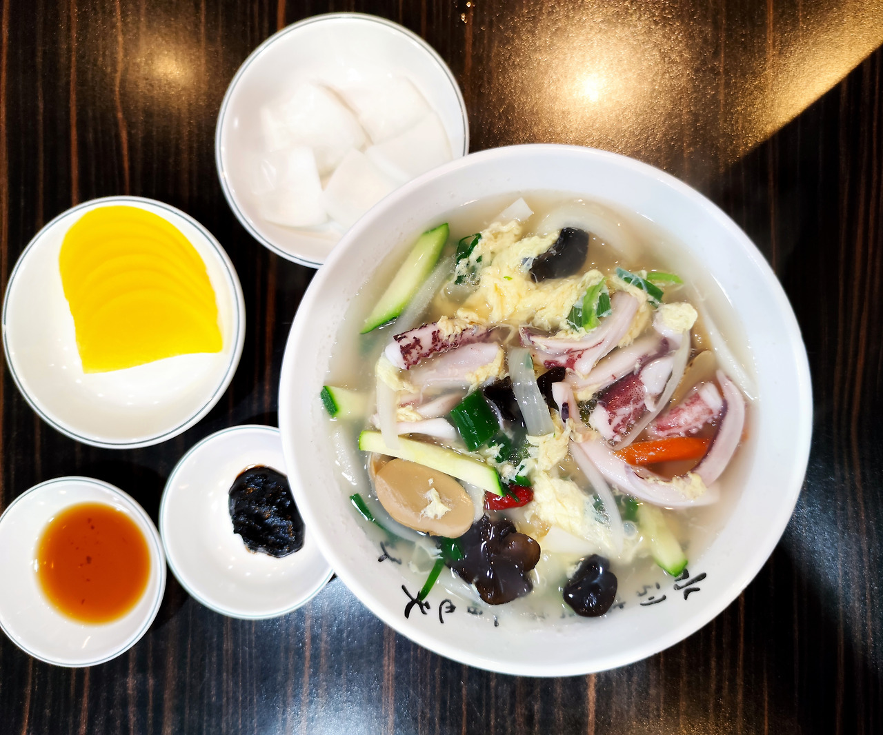 안래홍 우동3.jpg