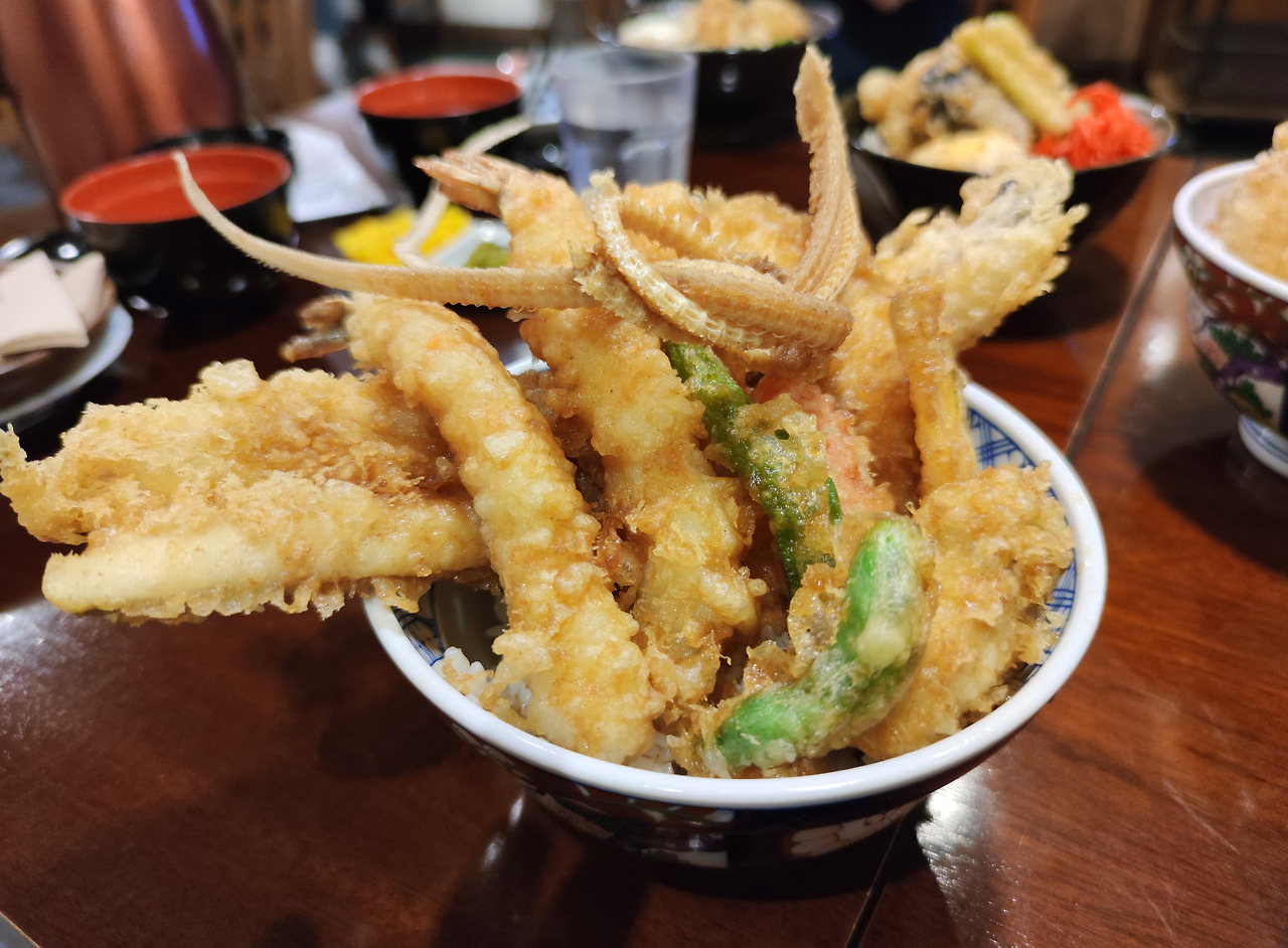 아키미츠 고다이메 덴동.jpg