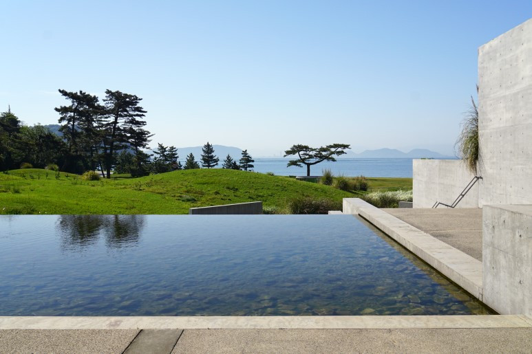150505_Benesse_House_Park_Naoshima_Kagawa_pref_Japan03n.jpg