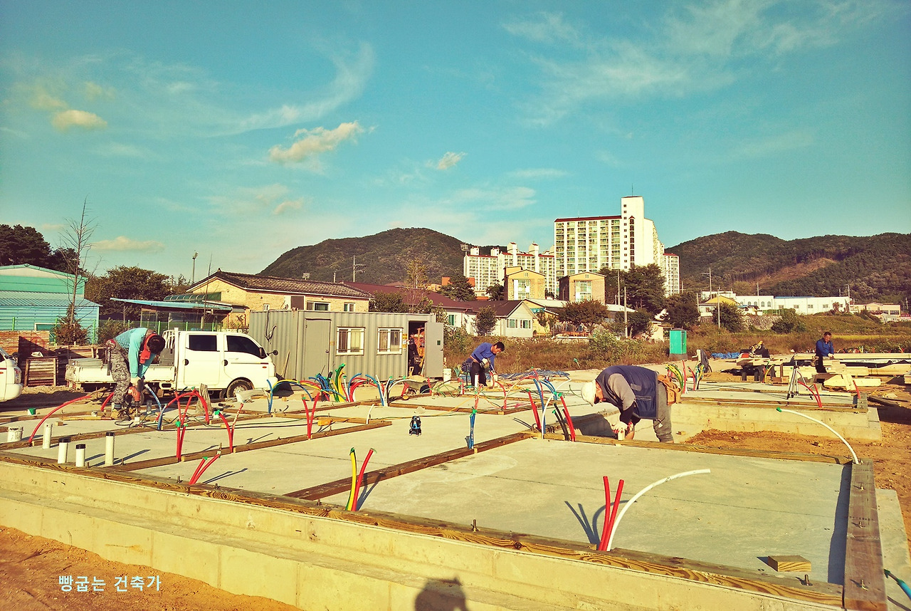 윤상원 골조 토대.jpg