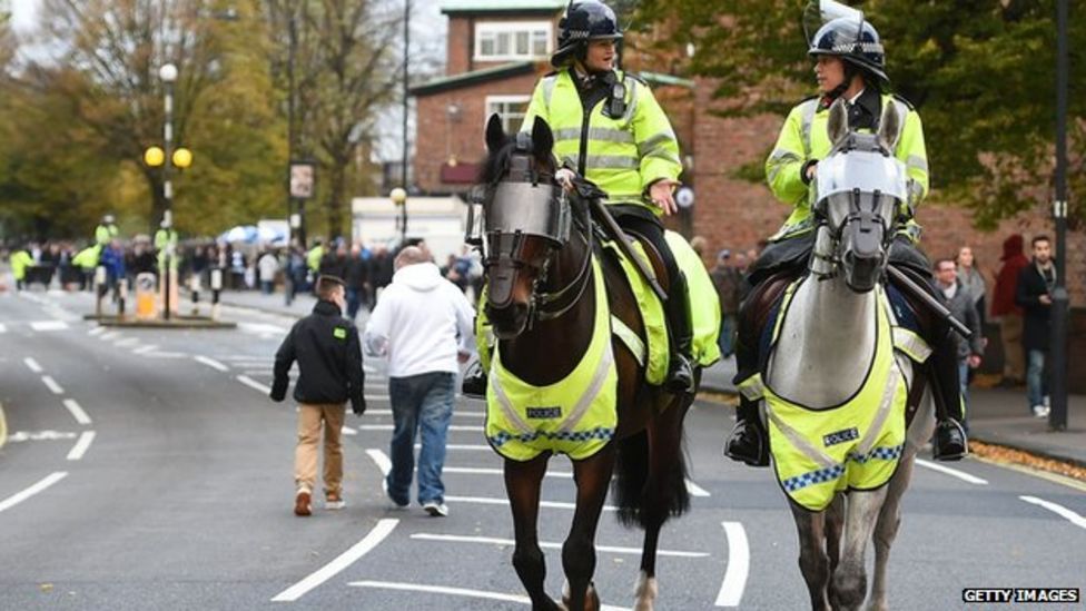 _79111274_met_qpr_mounted_112014.jpg