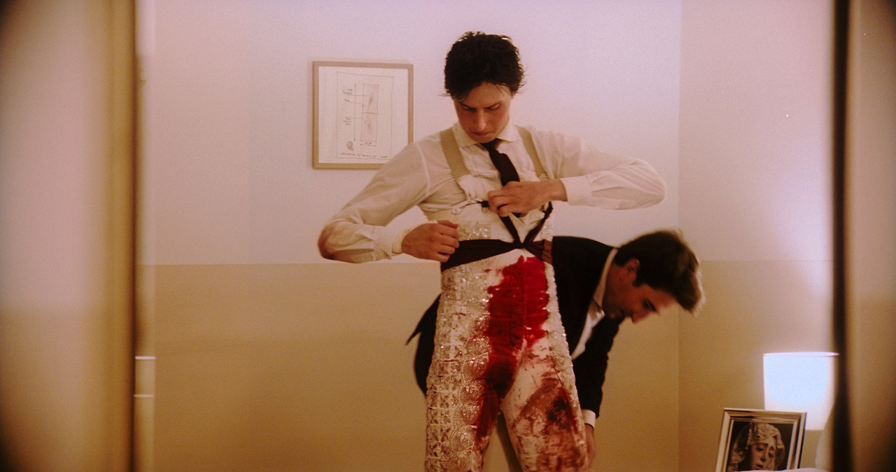 SP_T_고독의 오후_Afternoons of Solitude_main_still.jpg