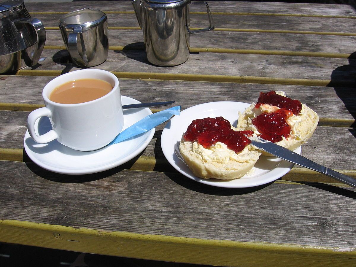cream tea.jpg