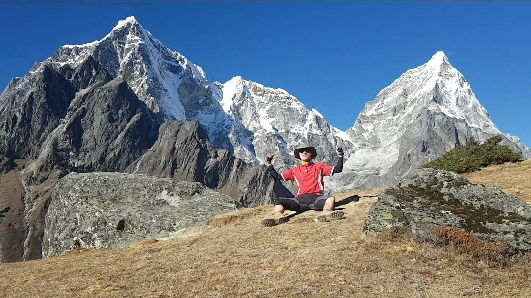 Screenshot_20200612-030530_Video Player.jpg