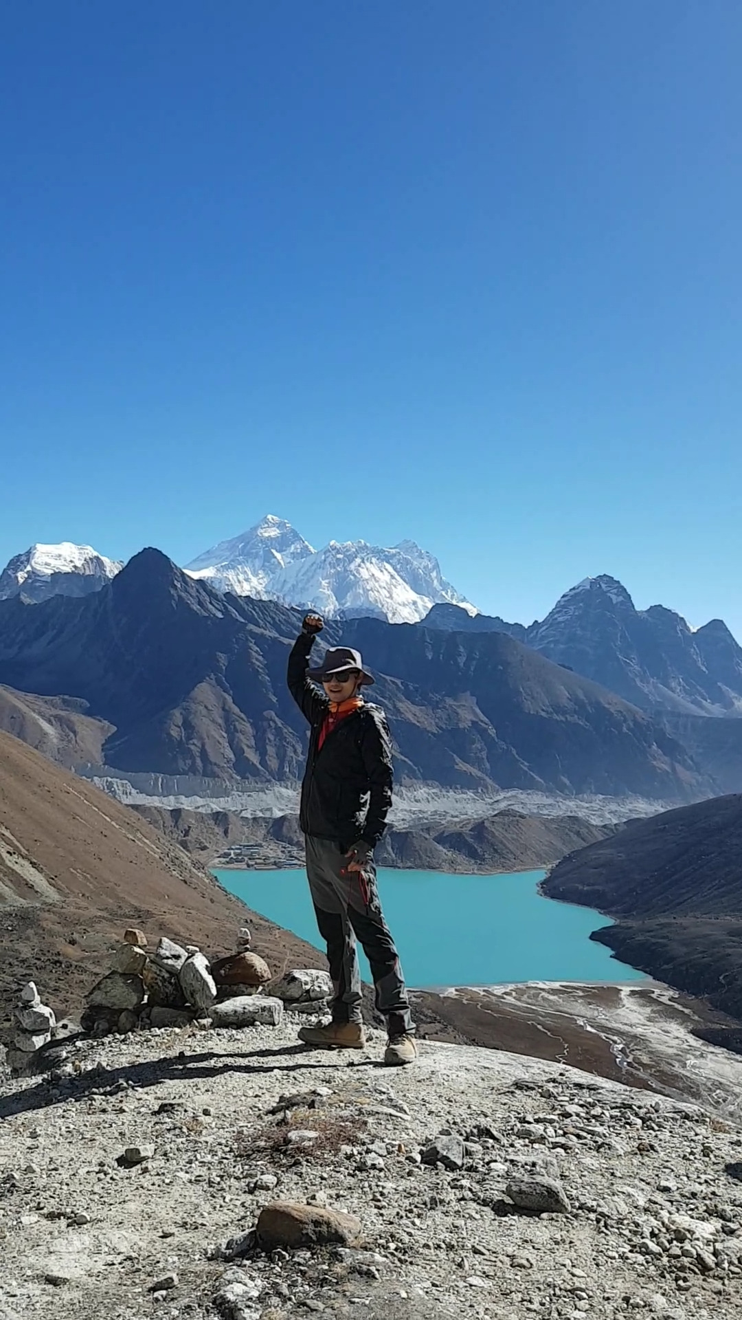 Screenshot_20200806-223138_Video Player.jpg