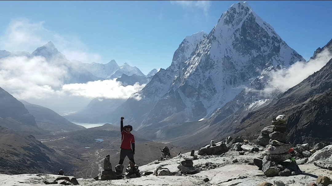 Screenshot_20200709-023252_Video Player.jpg