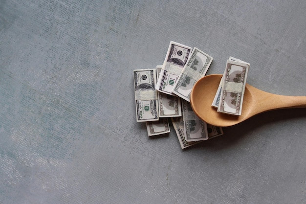 spoon-money-gain-profit-revenue-collection-income-earning-concept_577978-1381 (1).jpg