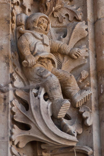 Astronauta_en_la_Catedral_Nueva_de_Salamanca.jpg