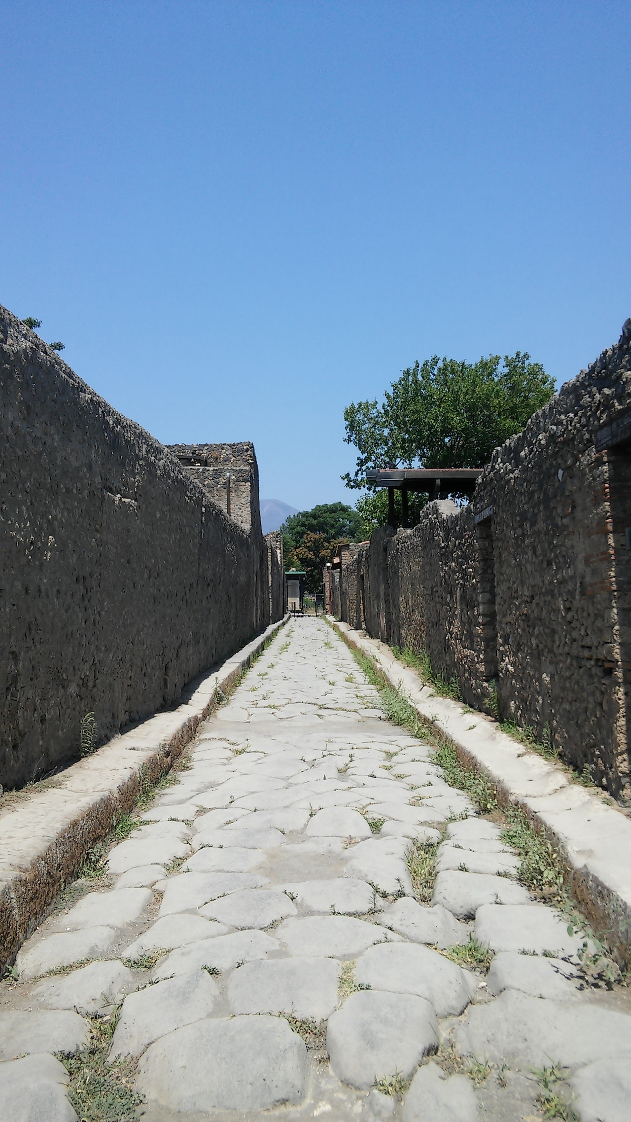 20170721 40일간 유럽15개국 여행 폼페이, 쏘렌토, 포지타노, 아말피 못가고 나폴리 (29).jpg