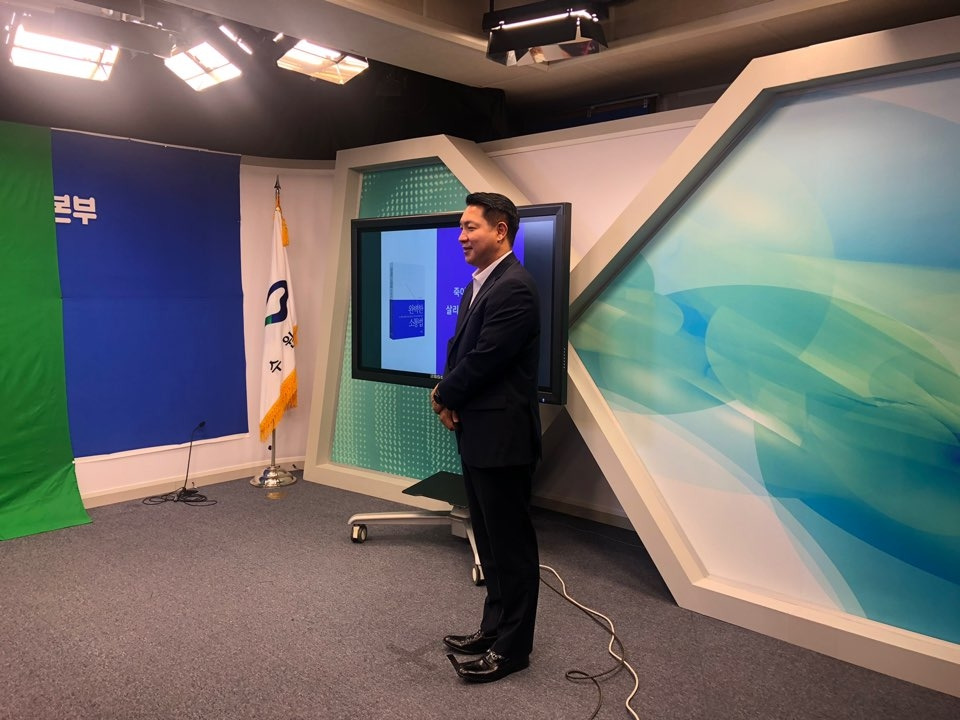 유경철 대표님 사진 (1).jpg