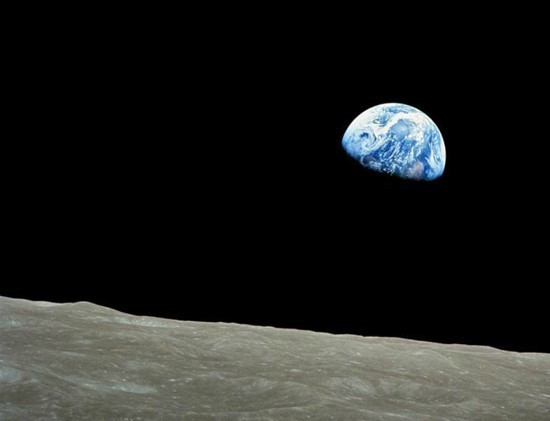 달에서 본 지구.jpg
