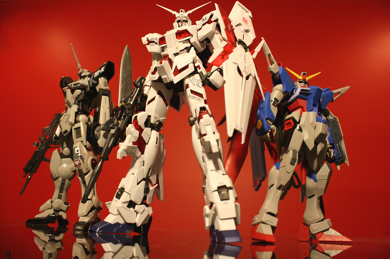 my_gunpla_trio_by_wontonslol-d35m0z7.jpg