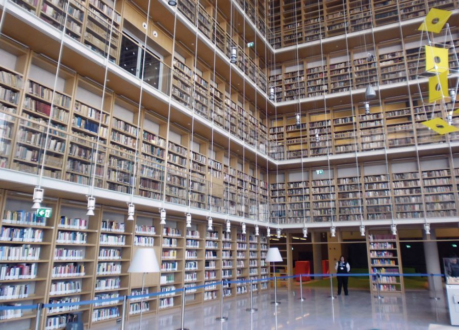 National_Library_of_Greece_at_the_Stavros_Niarchos_Foundation_Cultural_Centre_12-900x647.jpg