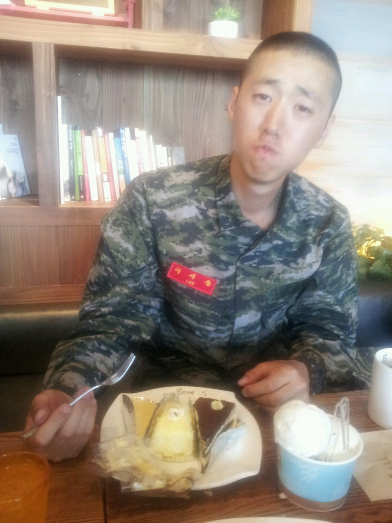 다운로드 (17).jpg