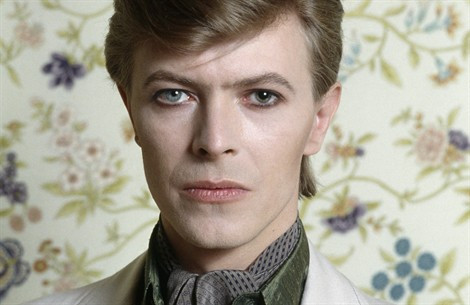 david-bowie-trucco-uomo_470x305.jpg