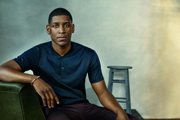 AN52910761Labrinth_04_086-f.jpg