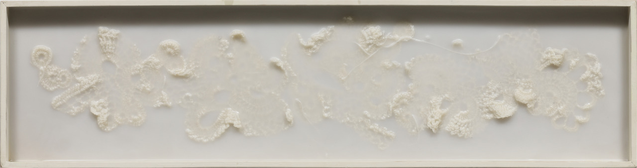 (020-1) Park Jin Hee_Inner Fragment_hand-knitting fabric, bees wax and paint on wood_20 x 75 cm_2013 (1,200,000 KRW).jpg