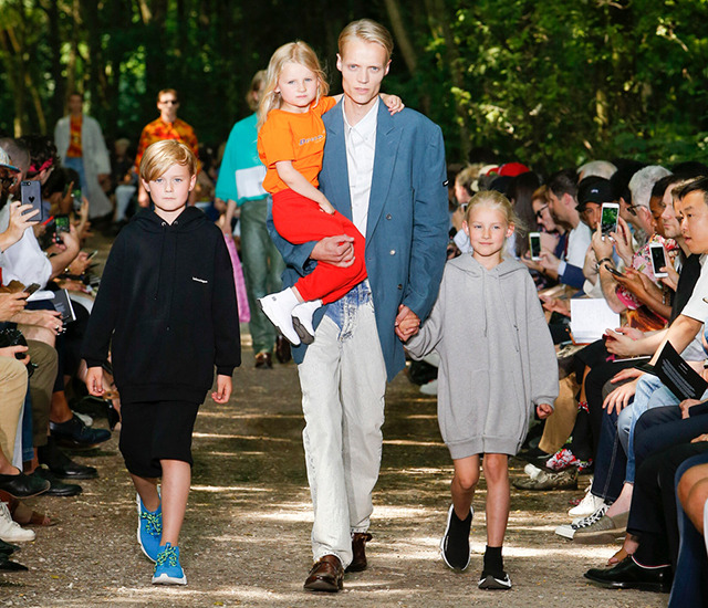 Balenciaga-SS18-MPFW-Article.jpg