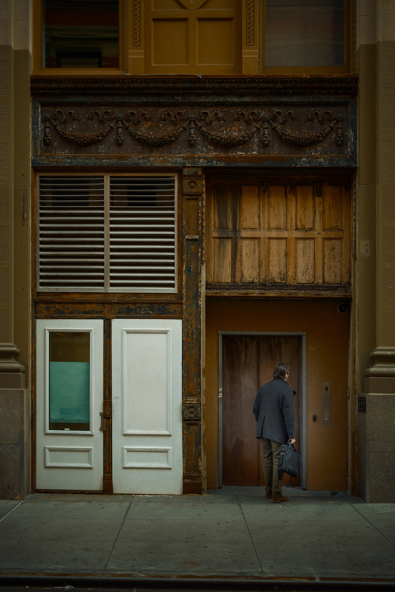 Howard Street Elevator.jpg