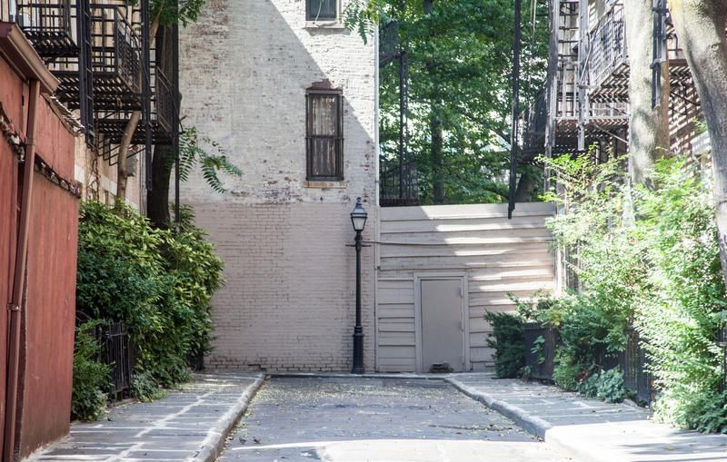 Gas light in Brooklyn 3.jpg