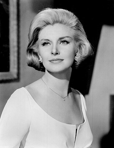 368px-Joanne_Woodward_1971.jpg