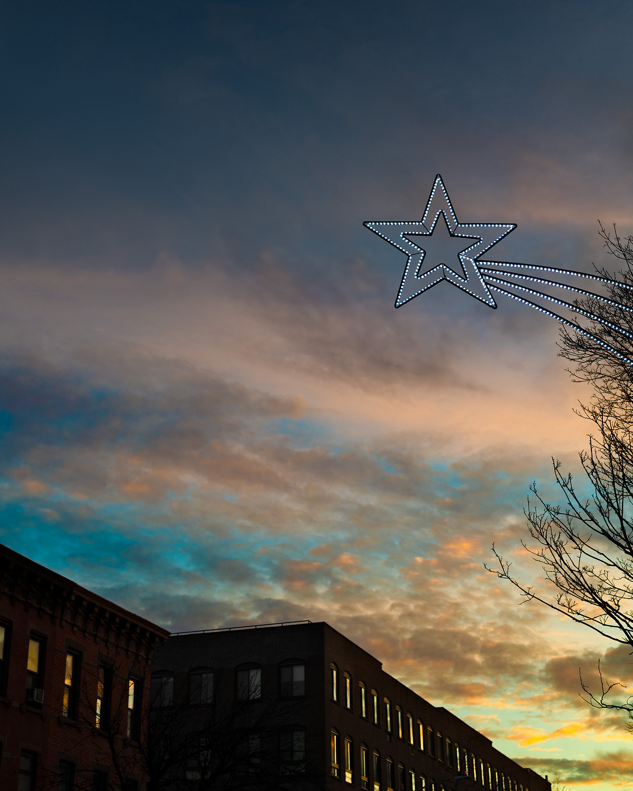 Christmas-Star-over-Seventh-Avenue-and-Sunset.jpg