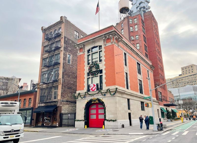hook-ladder-8-ghostbusters-firestation-tribeca-manhattan-nyc.jpg