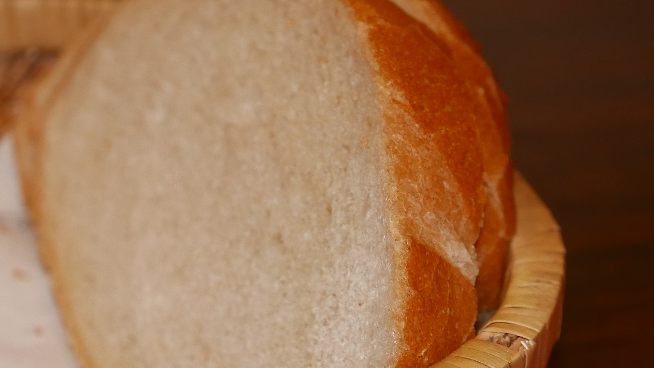 bread-1106098_1920.jpg
