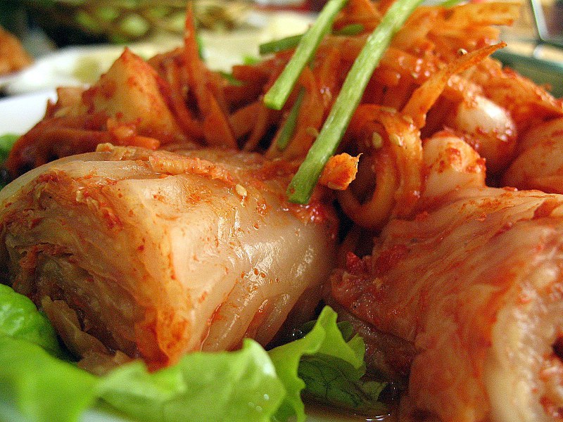 800px-Korean.food-Kimchi-01.jpg