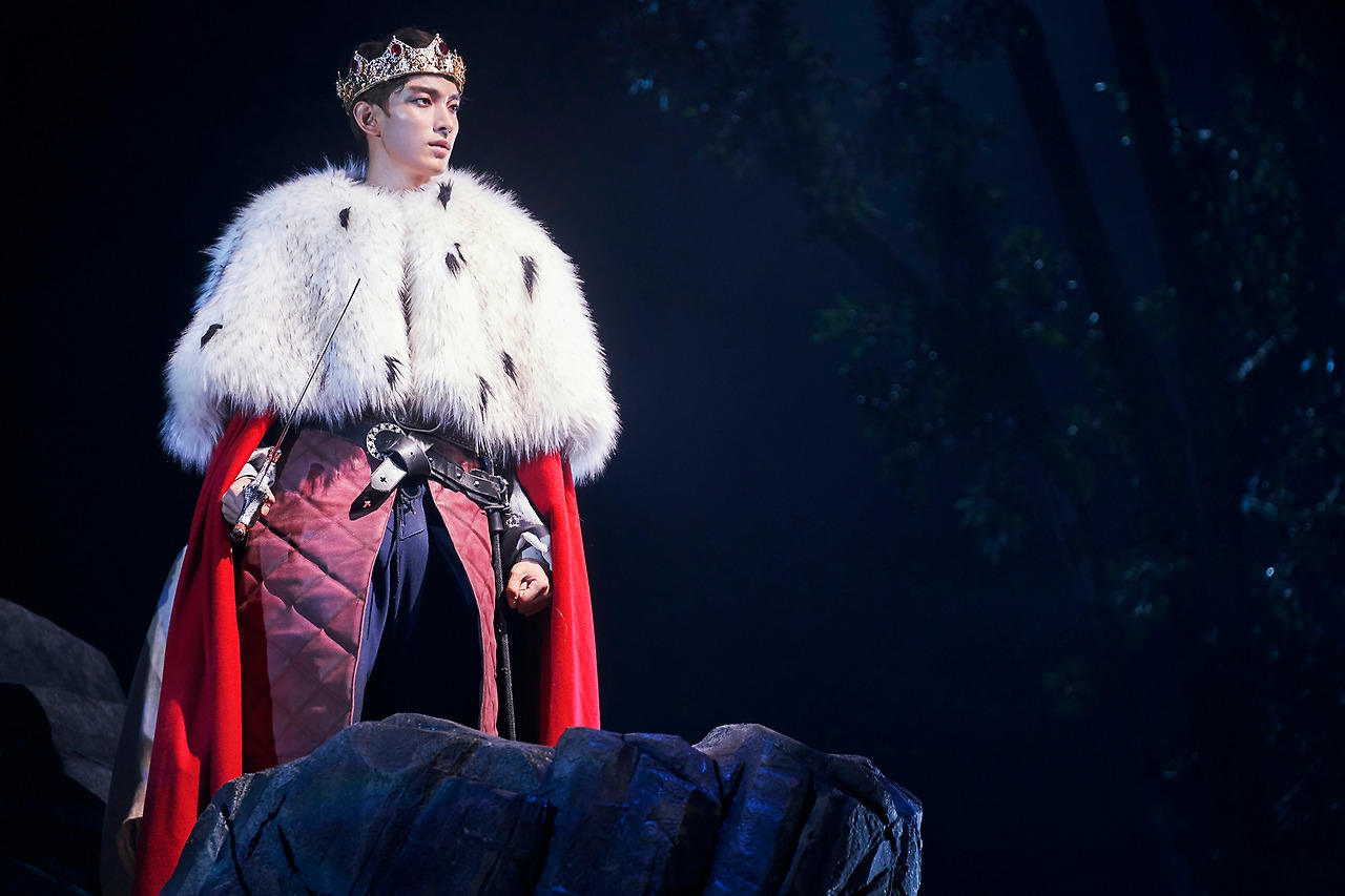 [2019 엑스칼리버] 21. 기억해 이 밤_도겸ⓒEMK MUSICAL COMPANY.jpg