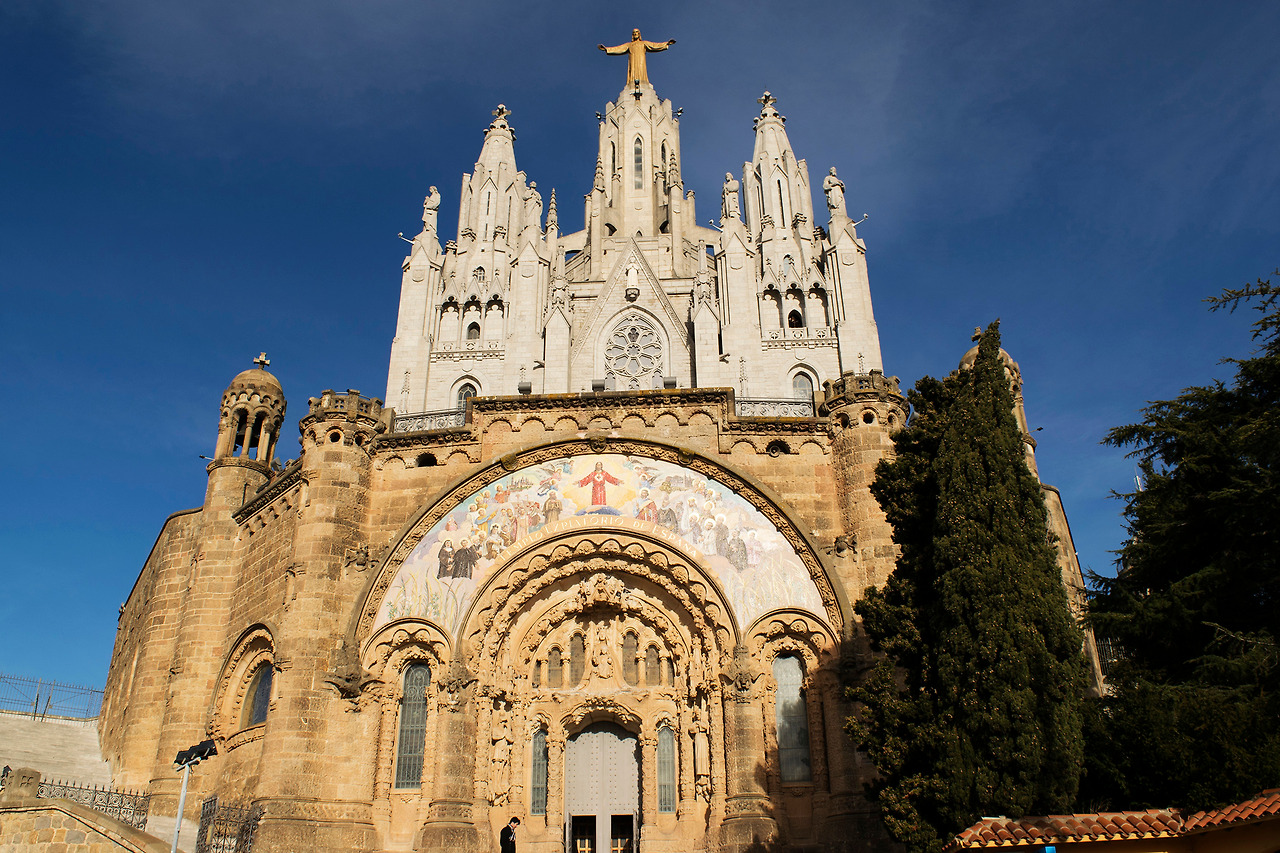 사그랏 코르 성당...정면-1.jpg