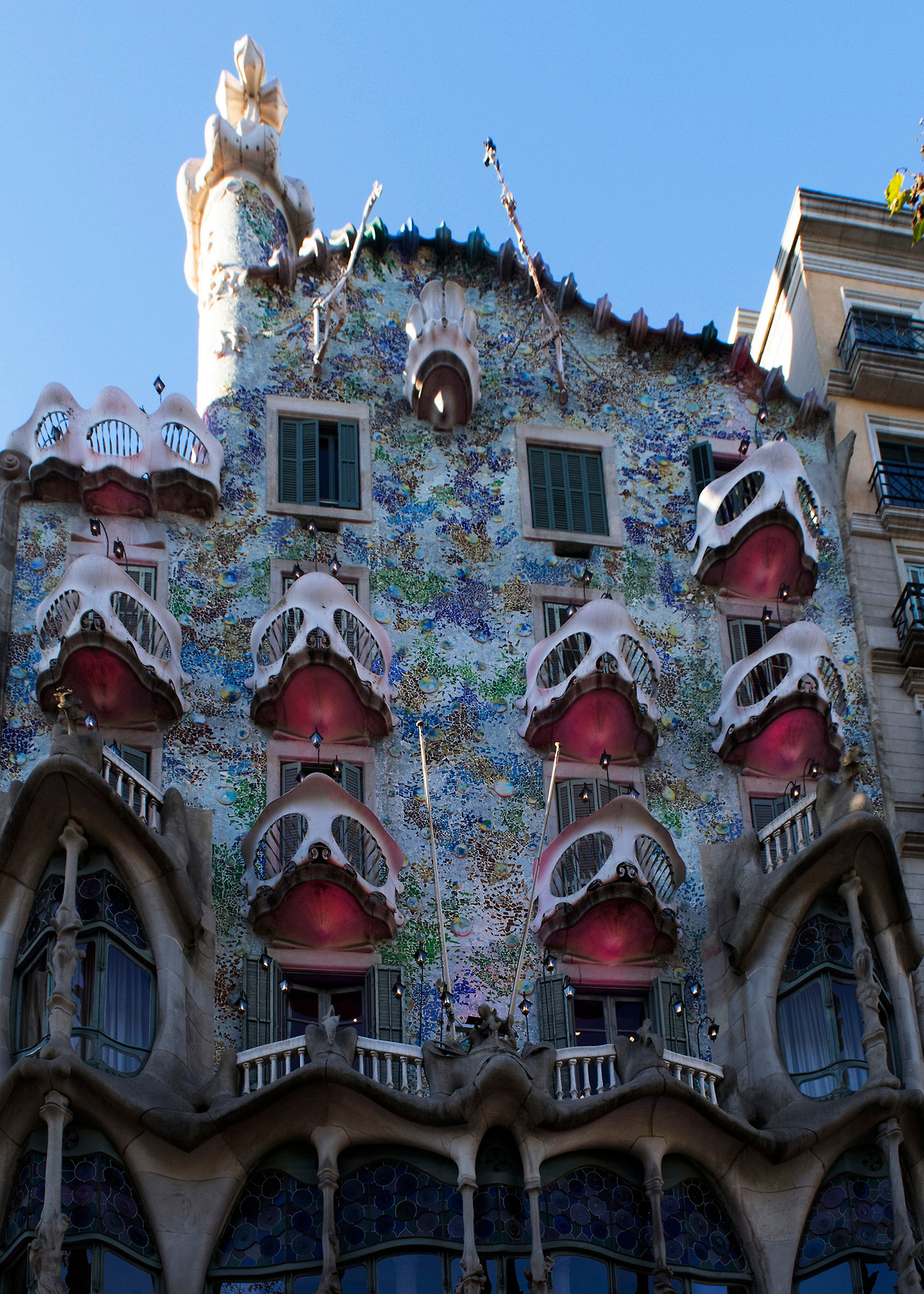 카사 바트요 외관-1.jpg