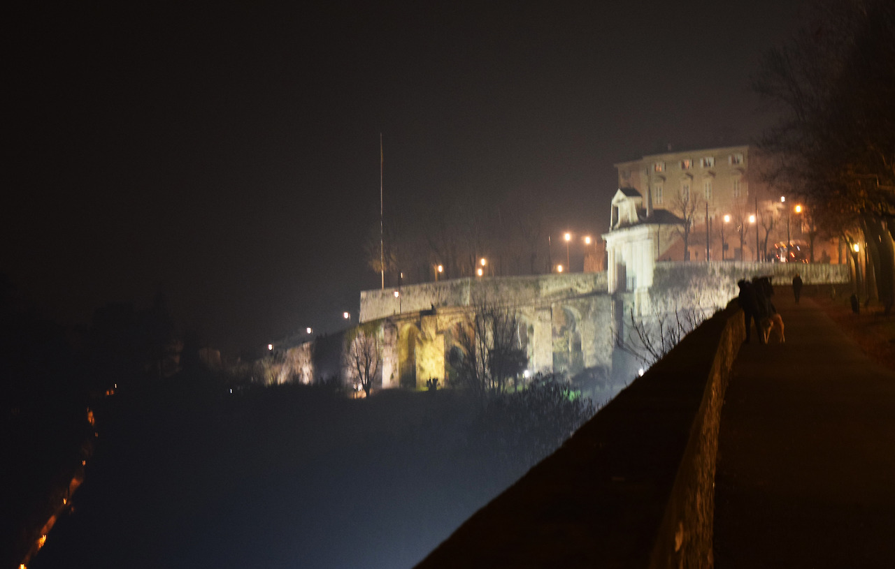 베르가모 치타 알타 성채 길.jpg