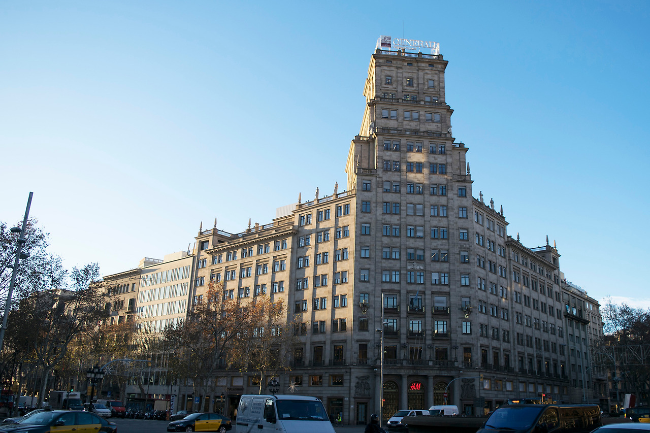 까탈루나 광장 2-1).jpg