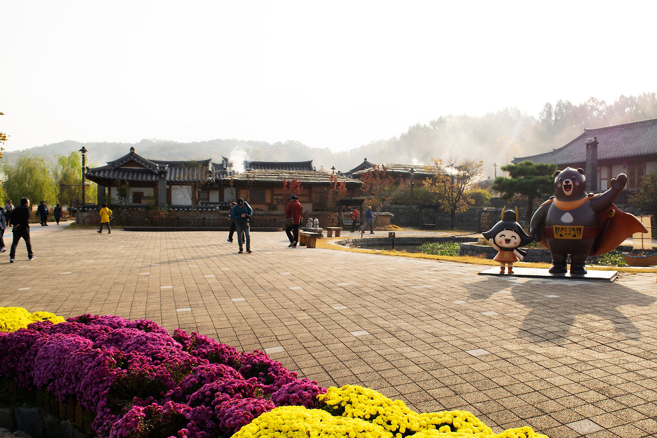 공주한옥마을 입구.jpg