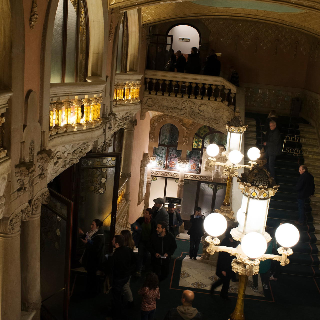 까탈루나 음악당...내부 계단.2-1).jpg